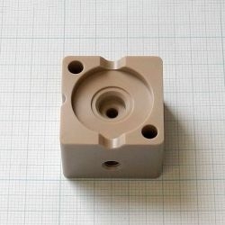 Shimadzu Right Pump Head, LC-20Ai - 228-61826-00, 228-61826 - Click Image to Close