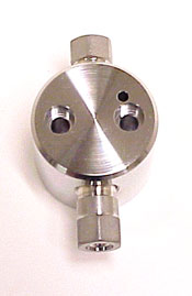 Waters Round Analytical Head with Check Valves - WAT060058 - Click Image to Close